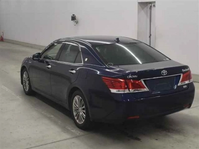 TOYOTA CROWN HYBRID