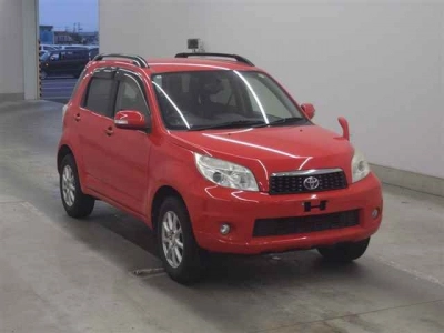 TOYOTA RUSH