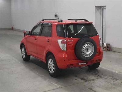 TOYOTA RUSH