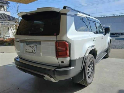 TOYOTA LAND CRUISER