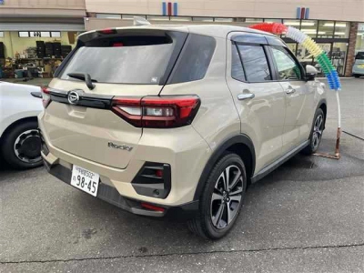 DAIHATSU ROCKY