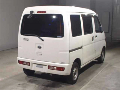 TOYOTA PIXIS VAN