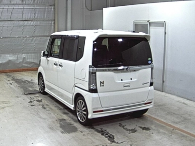 HONDA N BOX CUSTOM