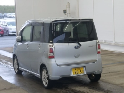SUBARU LUCRA
