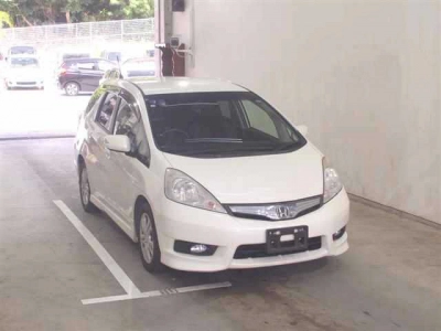 HONDA FIT SHUTTLE