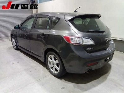 MAZDA AXELA SPORT