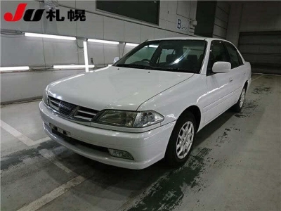 TOYOTA CARINA