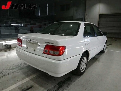 TOYOTA CARINA