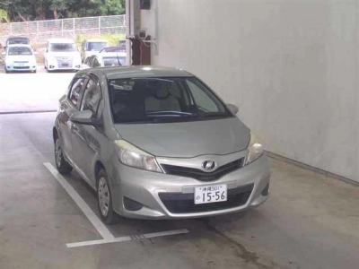 TOYOTA VITZ