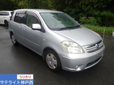 TOYOTA RAUM