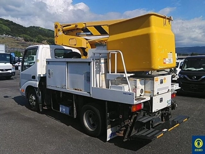 TOYOTA DYNA TRUCK