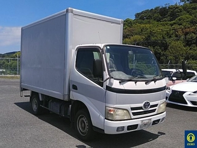 TOYOTA DYNA TRUCK