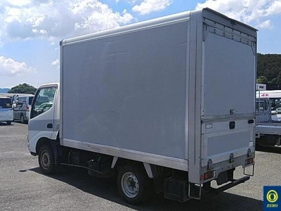 TOYOTA DYNA TRUCK