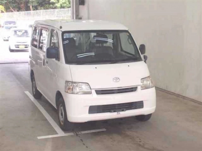 TOYOTA TOWN ACE VAN