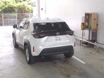 TOYOTA YARIS CROSS