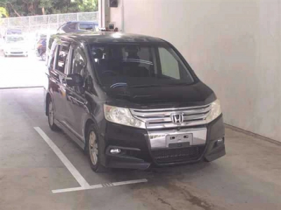 HONDA STEPWGN SPADA