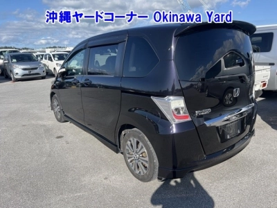 HONDA FREED HYBRID