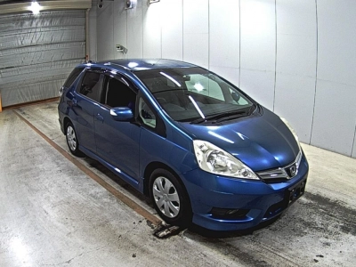 HONDA FIT SHUTTLE
