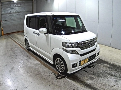 HONDA N BOX CUSTOM