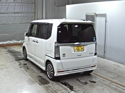 HONDA N BOX CUSTOM