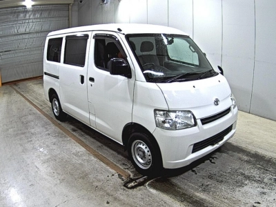 TOYOTA LITE ACE VAN