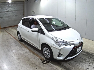 TOYOTA VITZ