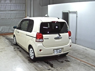 TOYOTA PORTE