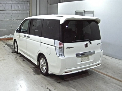 HONDA STEPWGN SPADA