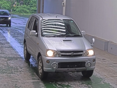 DAIHATSU TERIOS KID