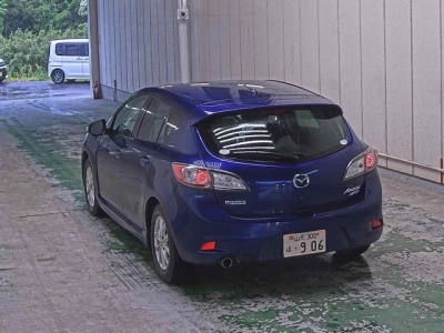 MAZDA AXELA SPORT