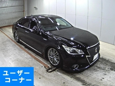 TOYOTA CROWN HYBRID