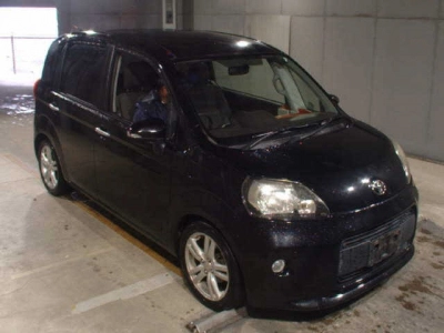 TOYOTA PORTE