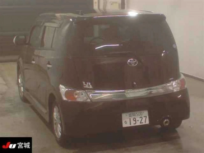 TOYOTA BB