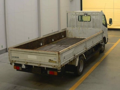 TOYOTA DYNA