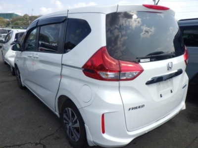 HONDA FREED HYBRID