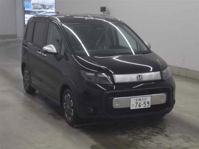 HONDA FREED HYBRID