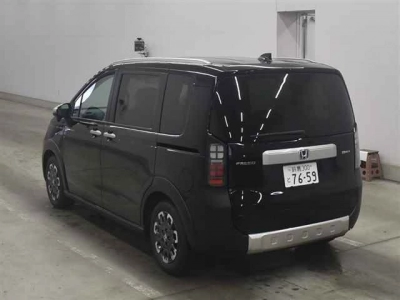 HONDA FREED HYBRID