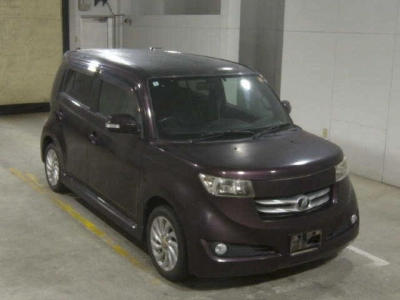 TOYOTA BB