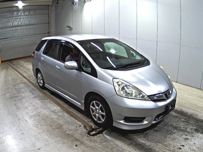 HONDA FIT SHUTTLE