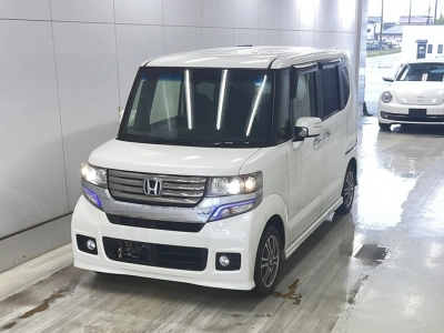 HONDA N BOX CUSTOM