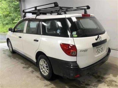 MAZDA FAMILIA VAN
