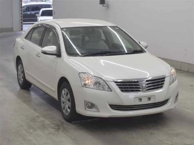 TOYOTA PREMIO