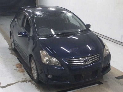 TOYOTA BLADE