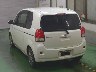 TOYOTA PORTE