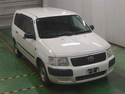 TOYOTA SUCCEED VAN