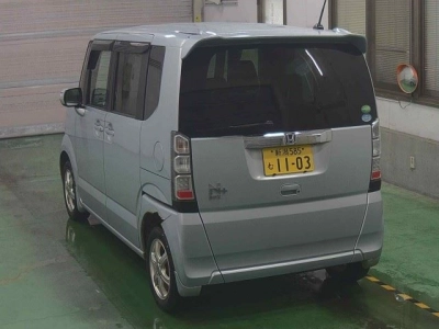 HONDA N BOX +