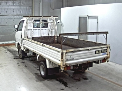 MAZDA BONGO BRAWNY TRUCK
