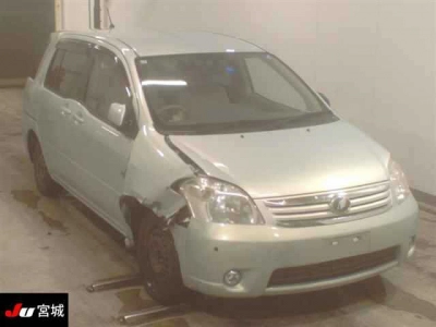 TOYOTA RAUM