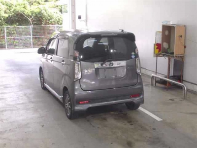 HONDA N-WGN