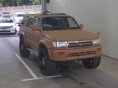 TOYOTA HILUX SURF